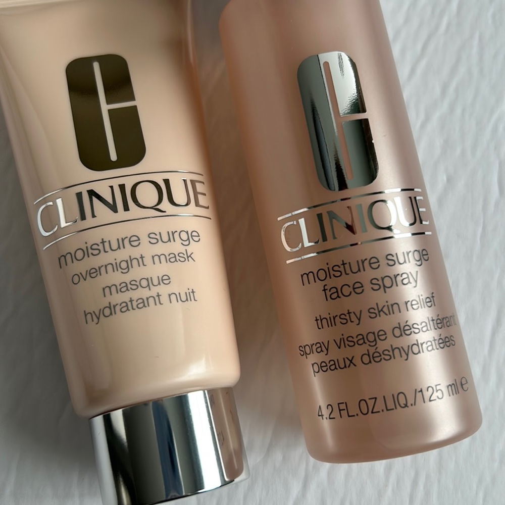 Clinique 🌺 Full Size Moisture Surge Set🌺 - Picture 2 of 3